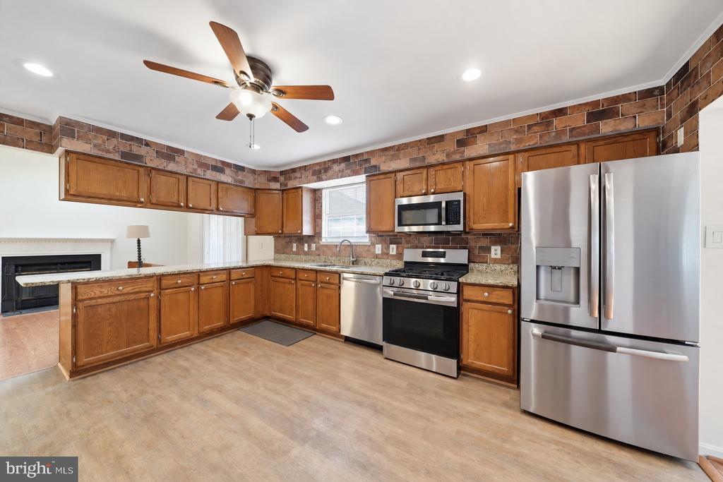 6305 JUANITA COURT