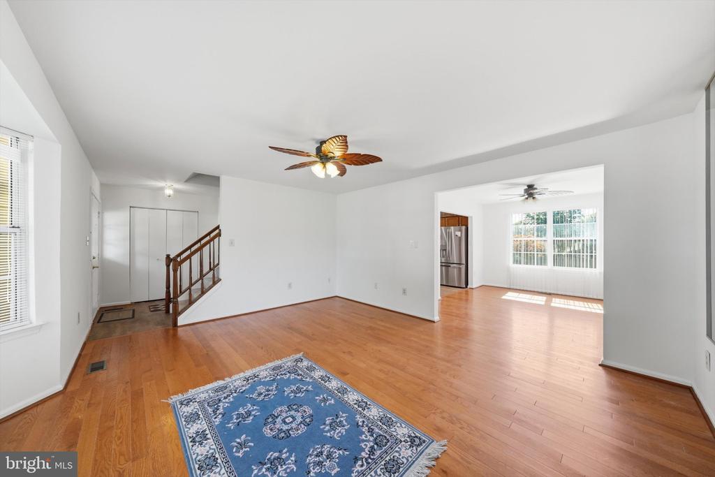 6305 JUANITA COURT