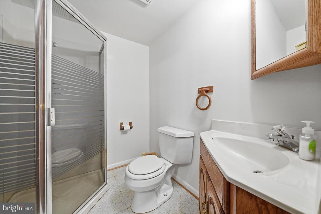 6305 JUANITA COURT