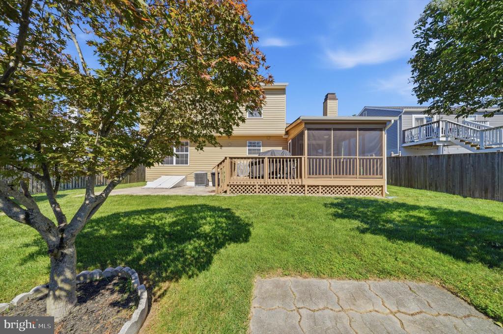 6305 JUANITA COURT