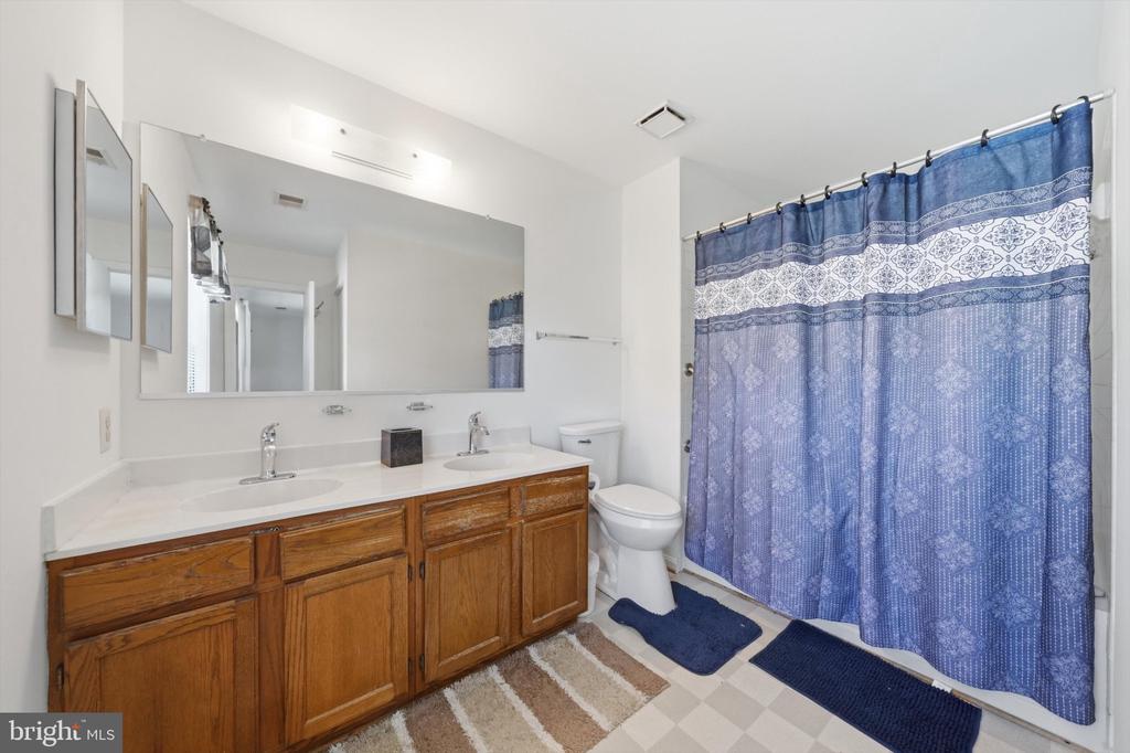 6305 JUANITA COURT