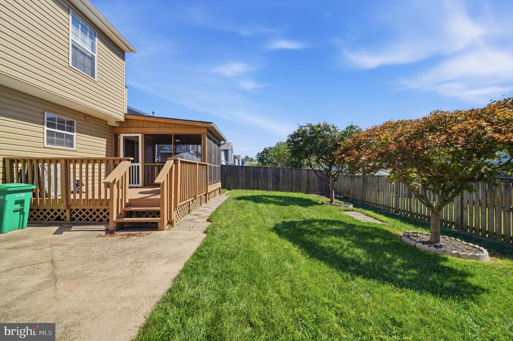 6305 JUANITA COURT