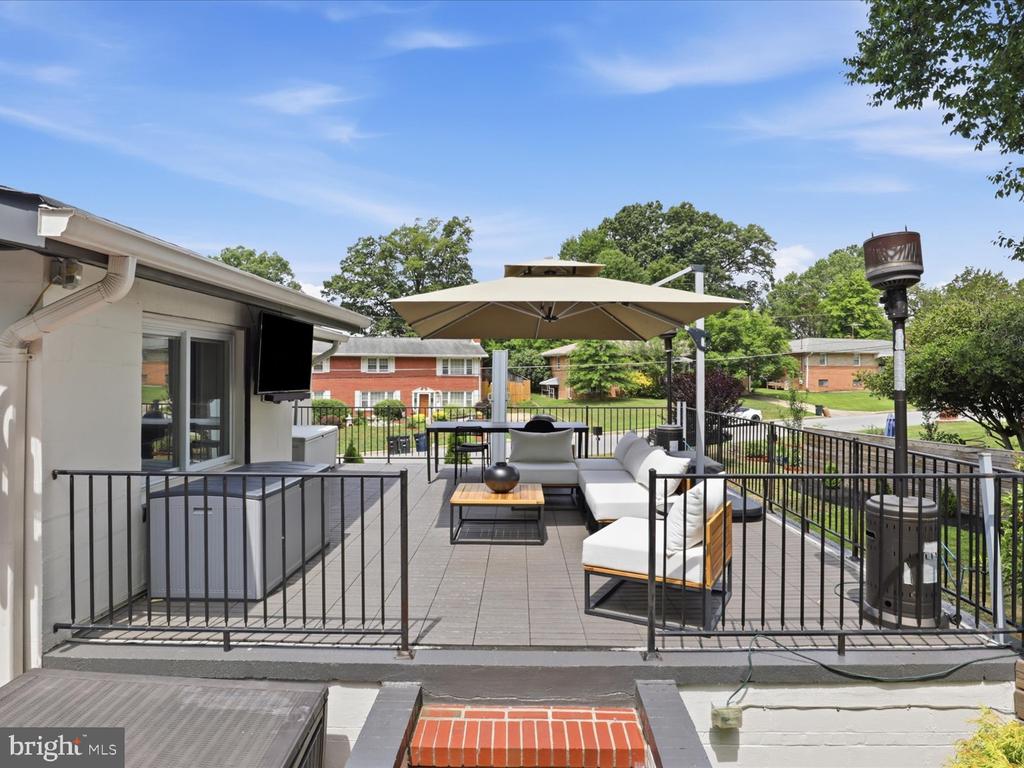6410 BUSHEY DRIVE