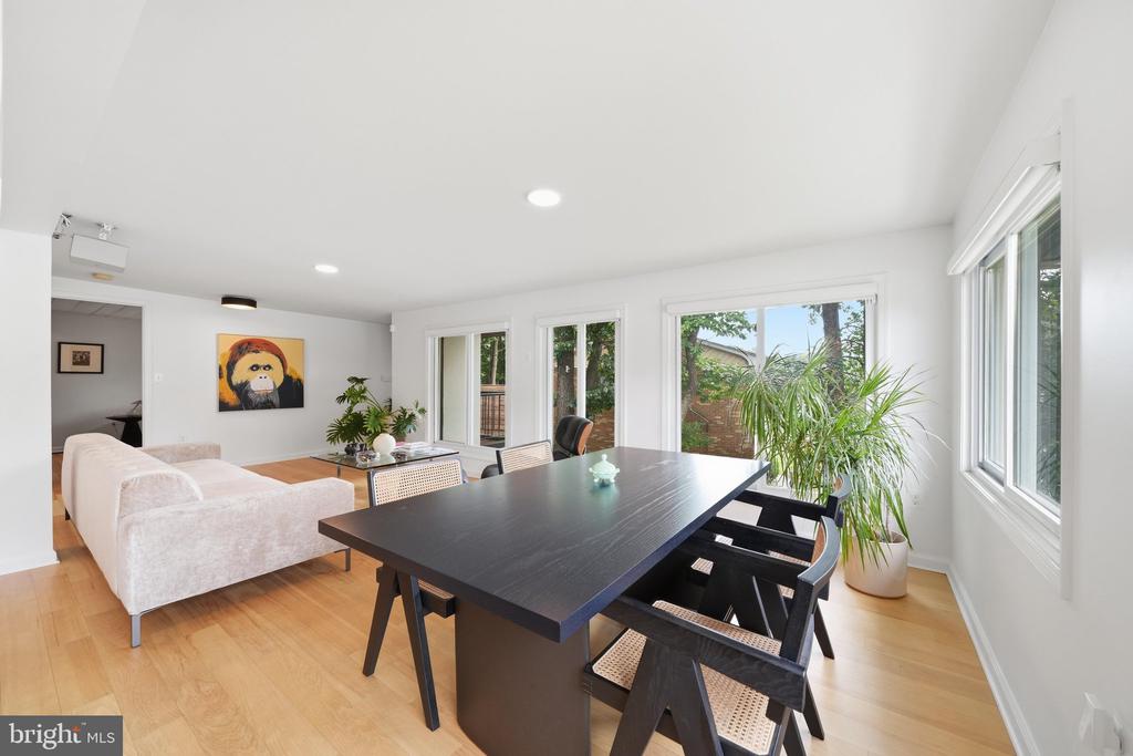 6410 BUSHEY DRIVE