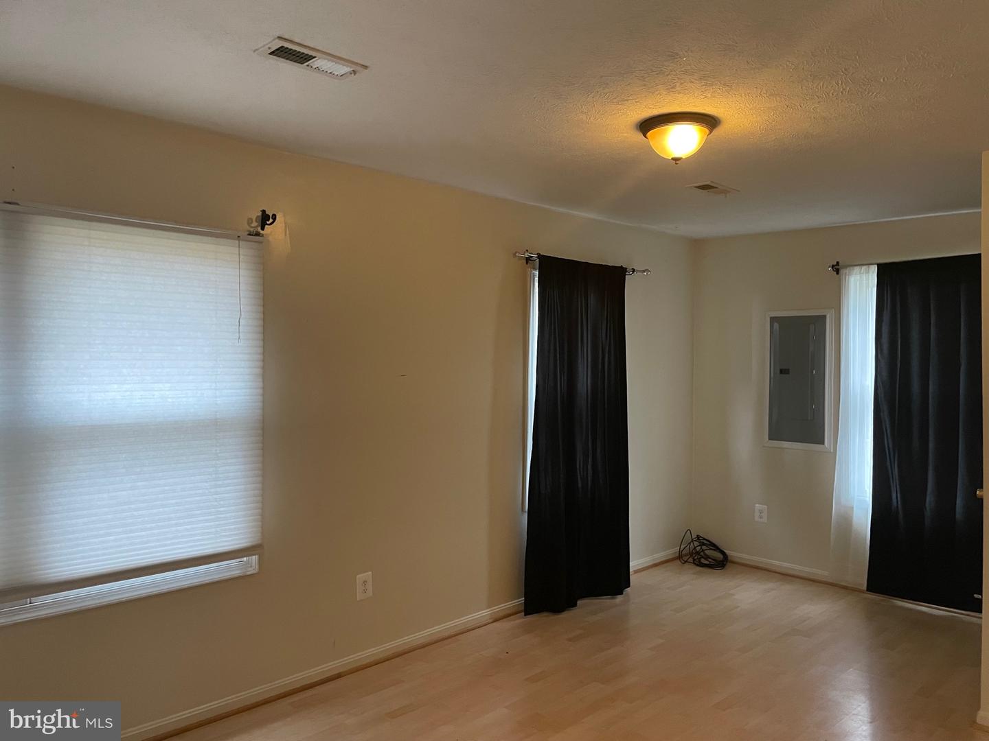 36198 Sunrise AVENUE