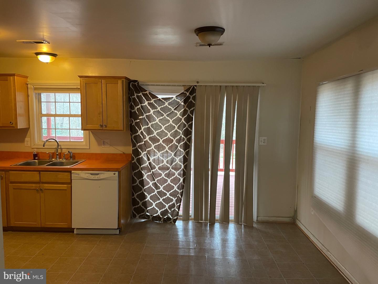 36198 Sunrise AVENUE