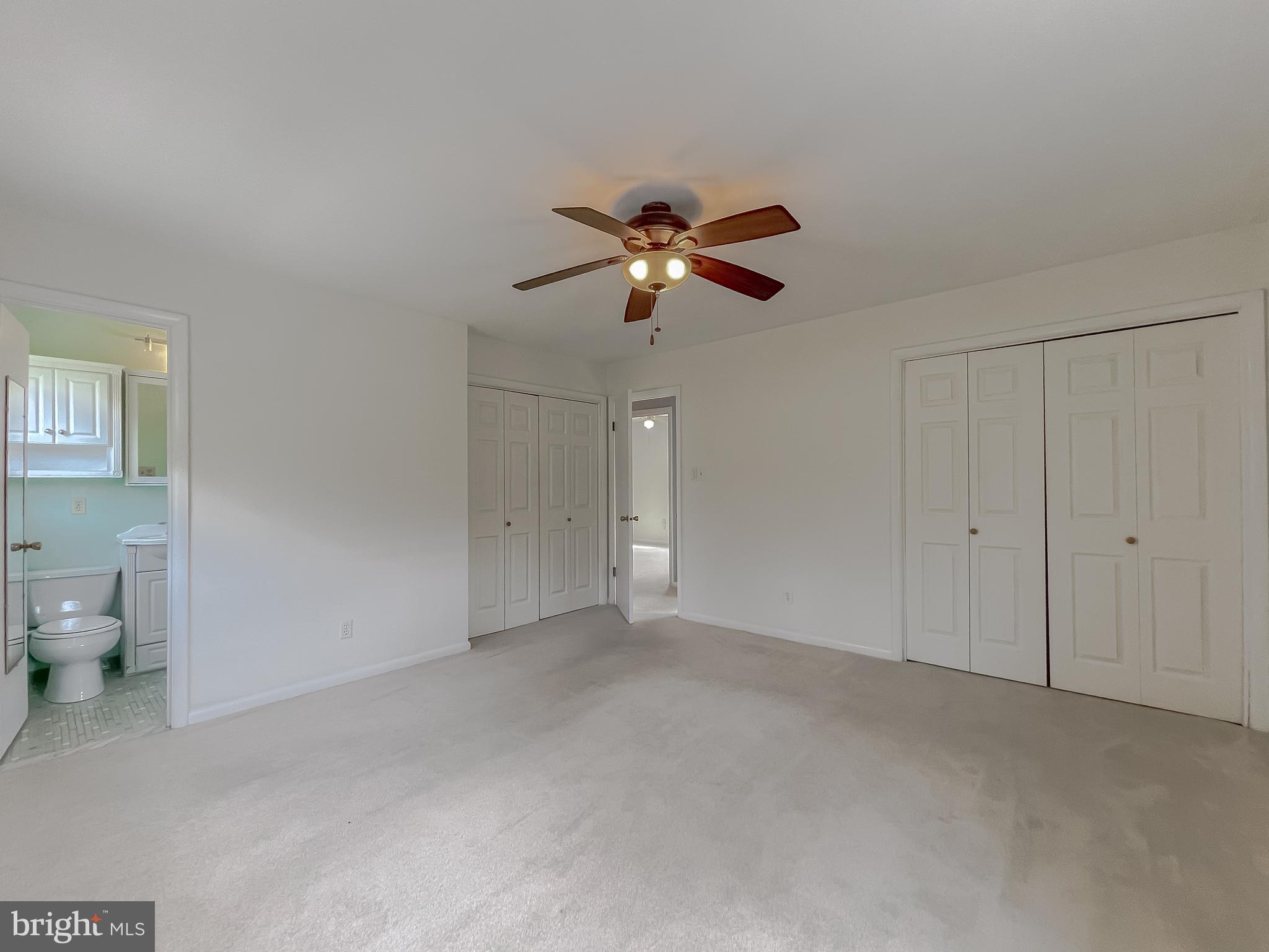 23085 ESPERANZA DRIVE