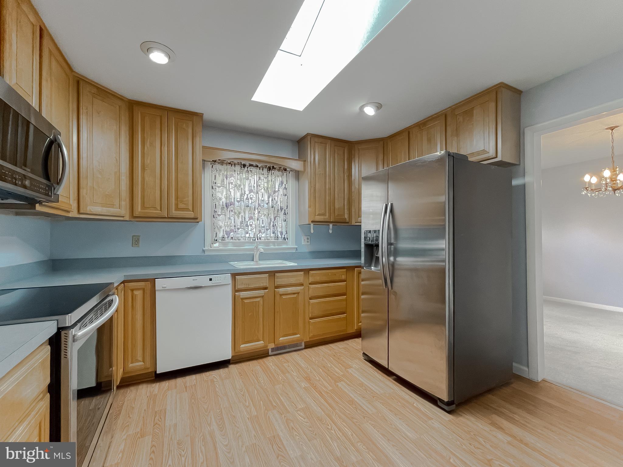 23085 ESPERANZA DRIVE