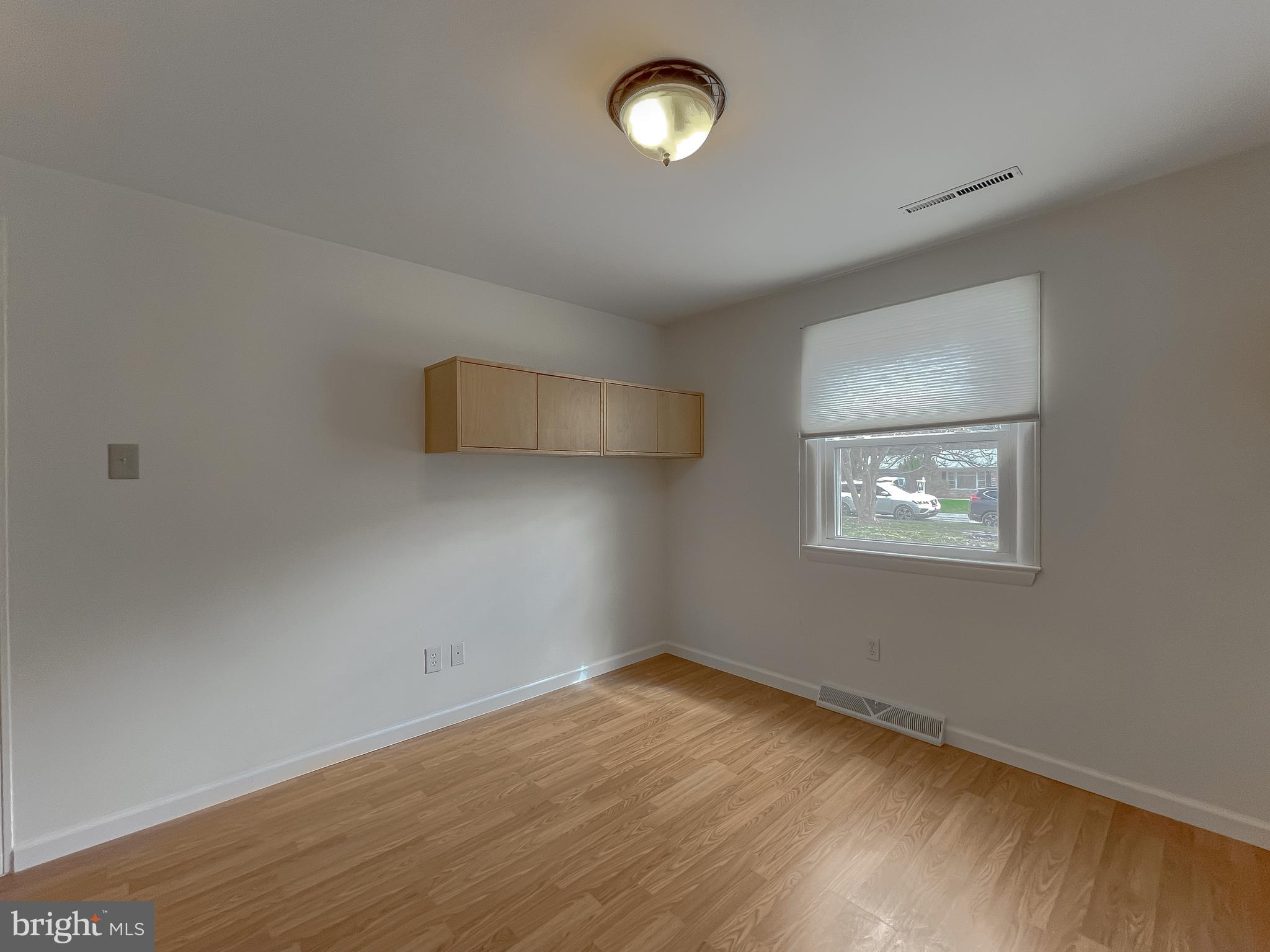 23085 ESPERANZA DRIVE