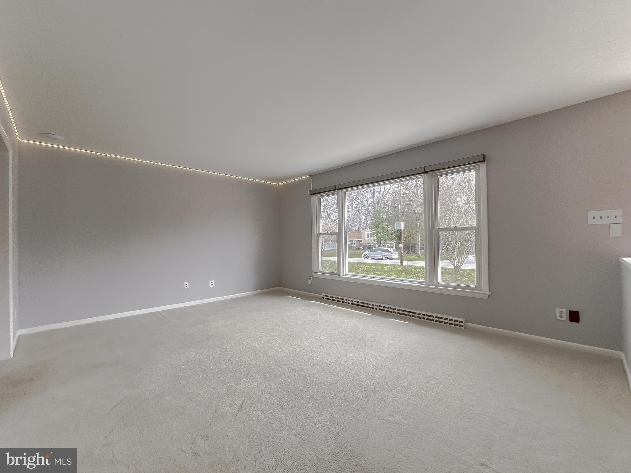 23085 ESPERANZA DRIVE