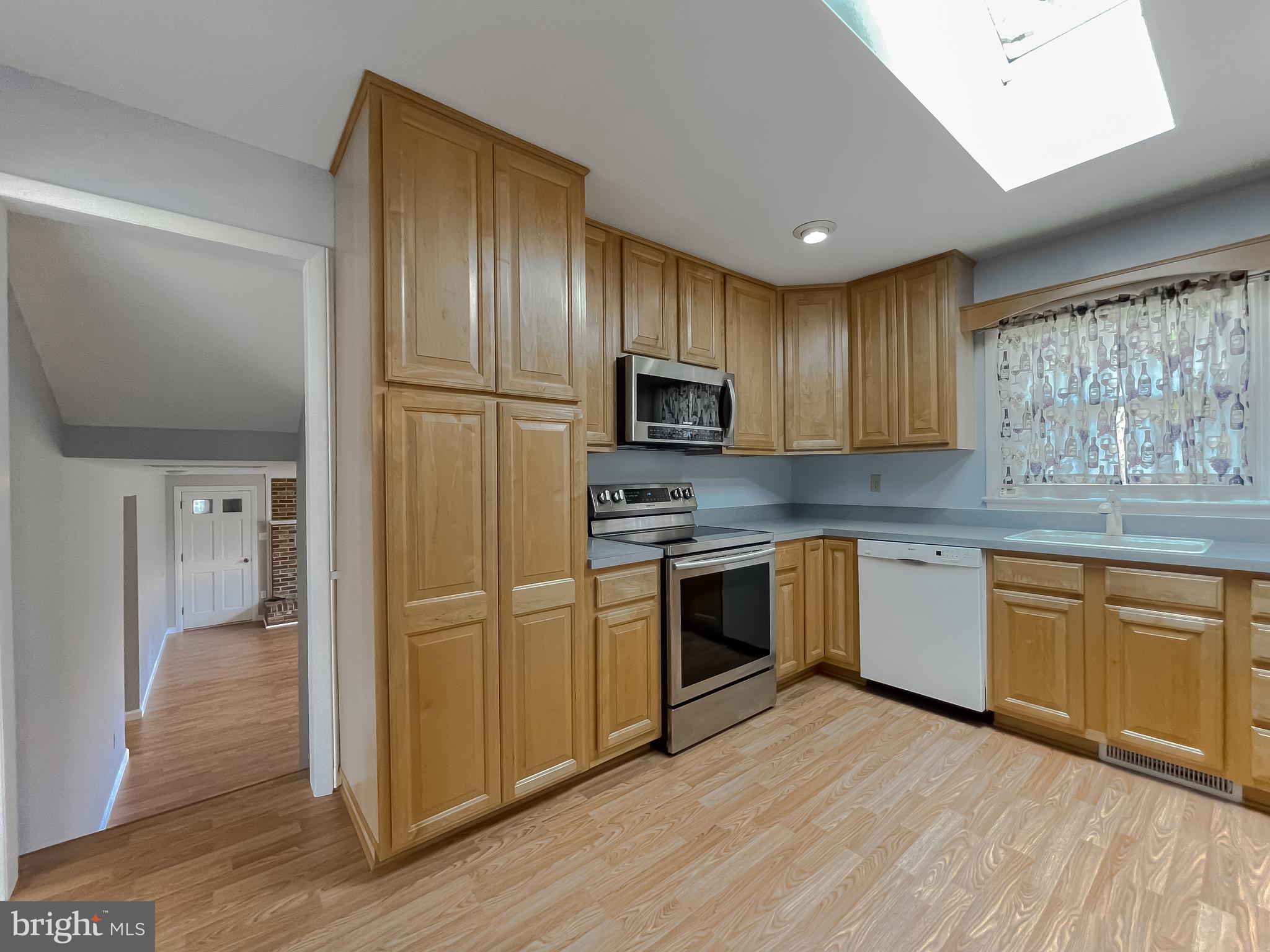 23085 ESPERANZA DRIVE