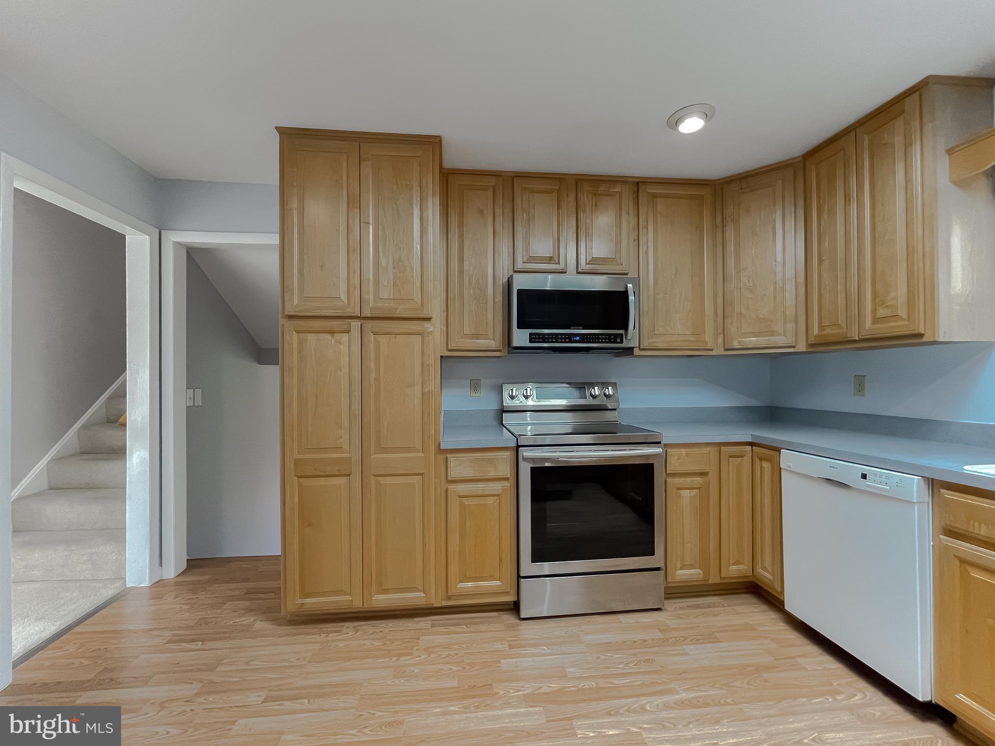 23085 ESPERANZA DRIVE