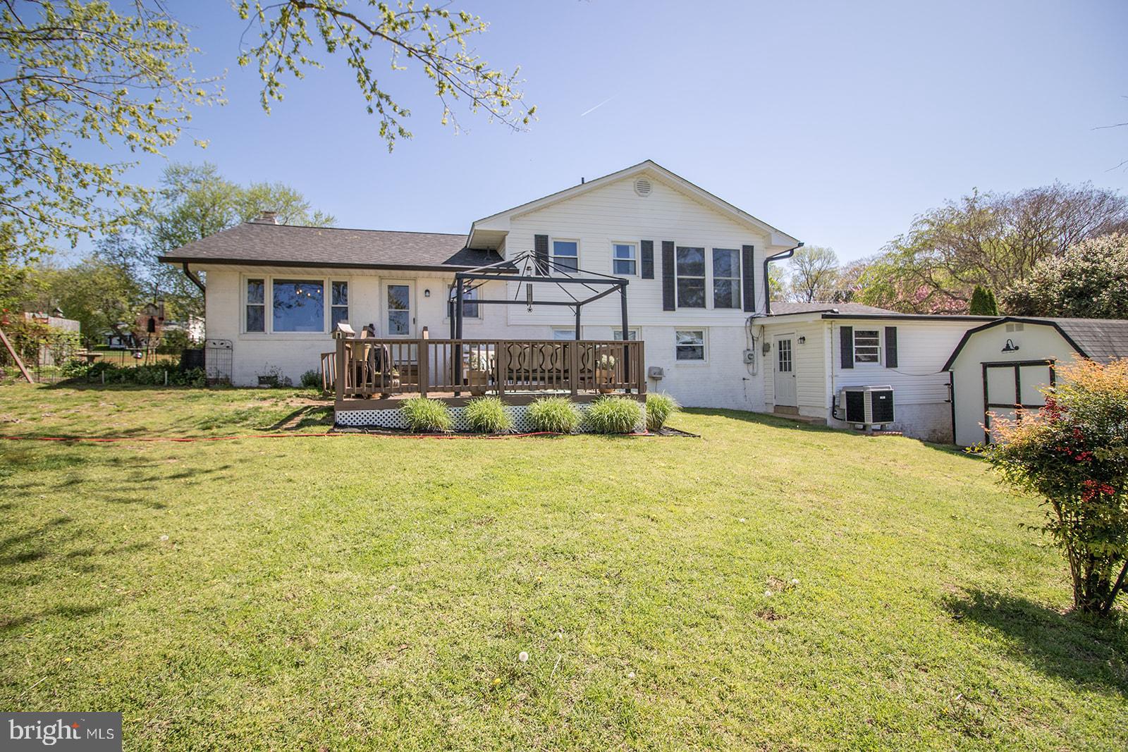 21807 POTOMAC VIEW DRIVE