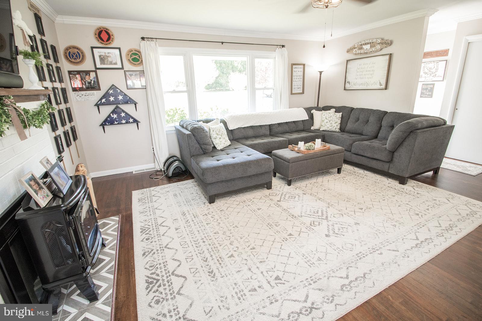 21807 POTOMAC VIEW DRIVE