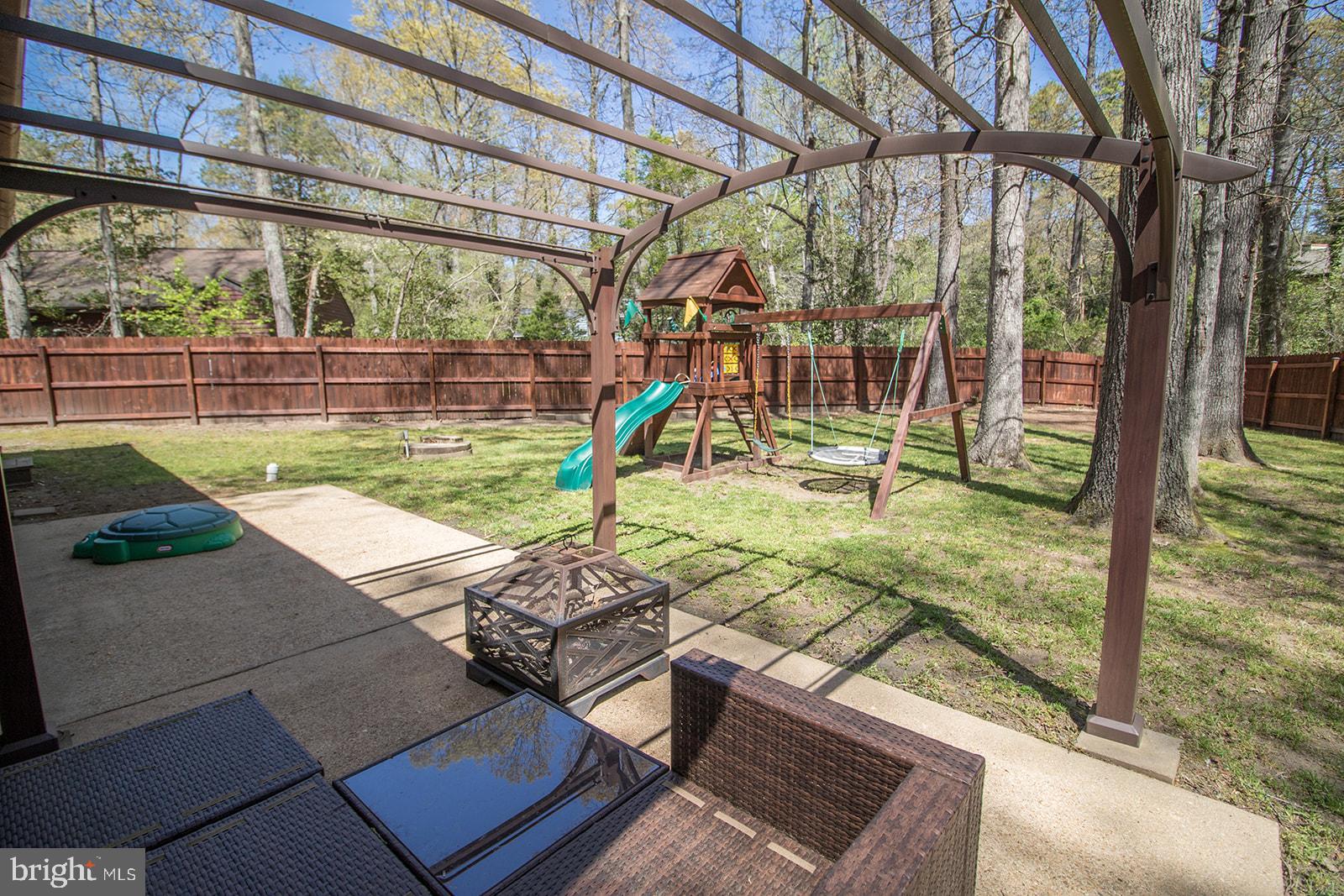 23230 SCOTCH PINE COURT