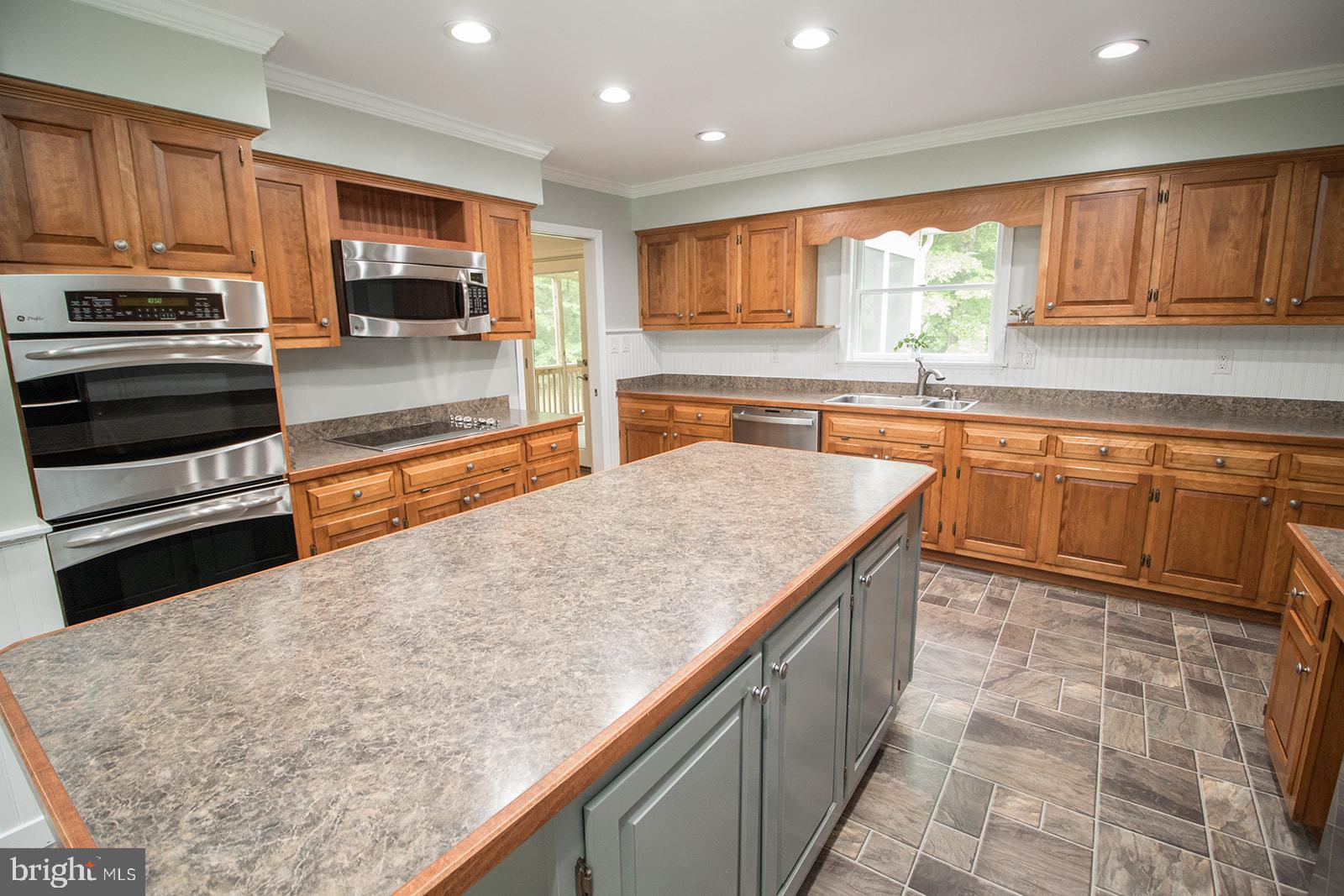 41140 PAW PAW HOLLOW LANE