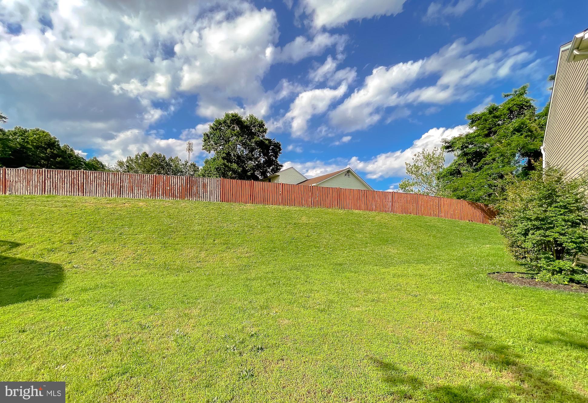20875 AUTUMN MILL COURT