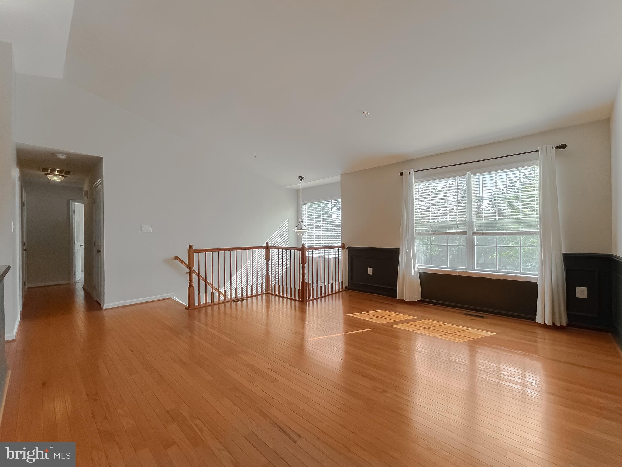 20875 AUTUMN MILL COURT