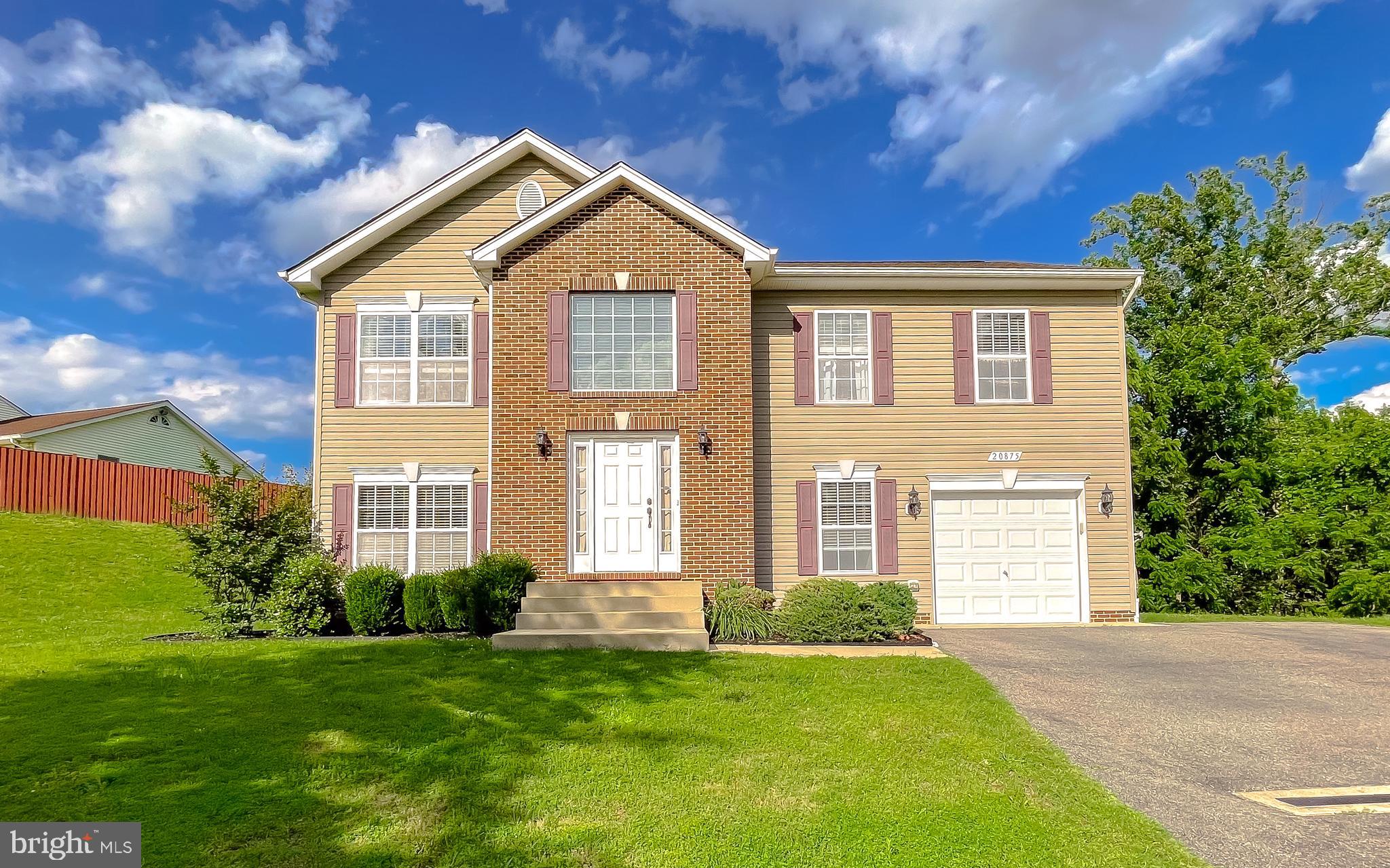 20875 AUTUMN MILL COURT