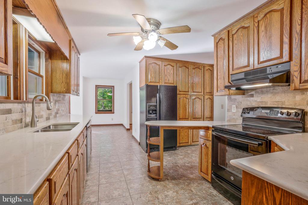 47795 IVY HILL LANE