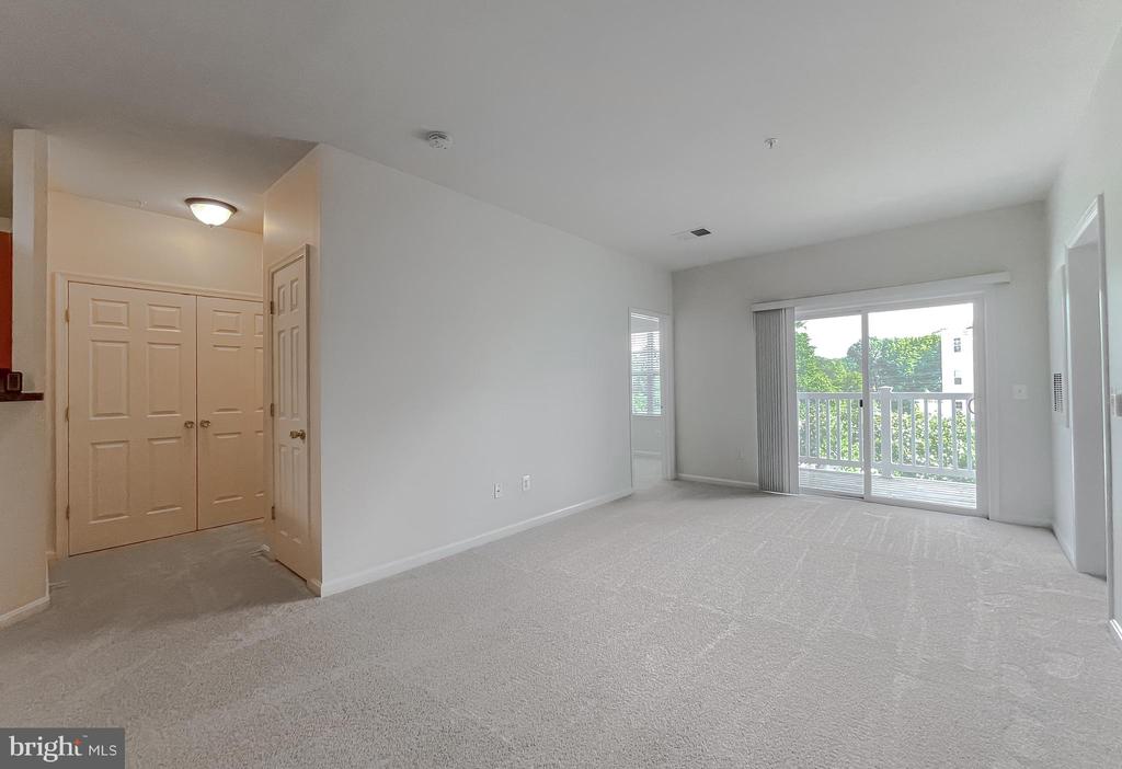 23560 F D R BOULEVARD Unit: 305