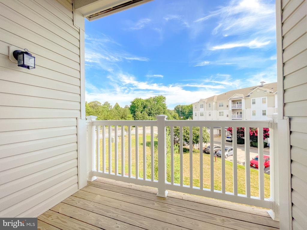 23560 F D R BOULEVARD Unit: 305