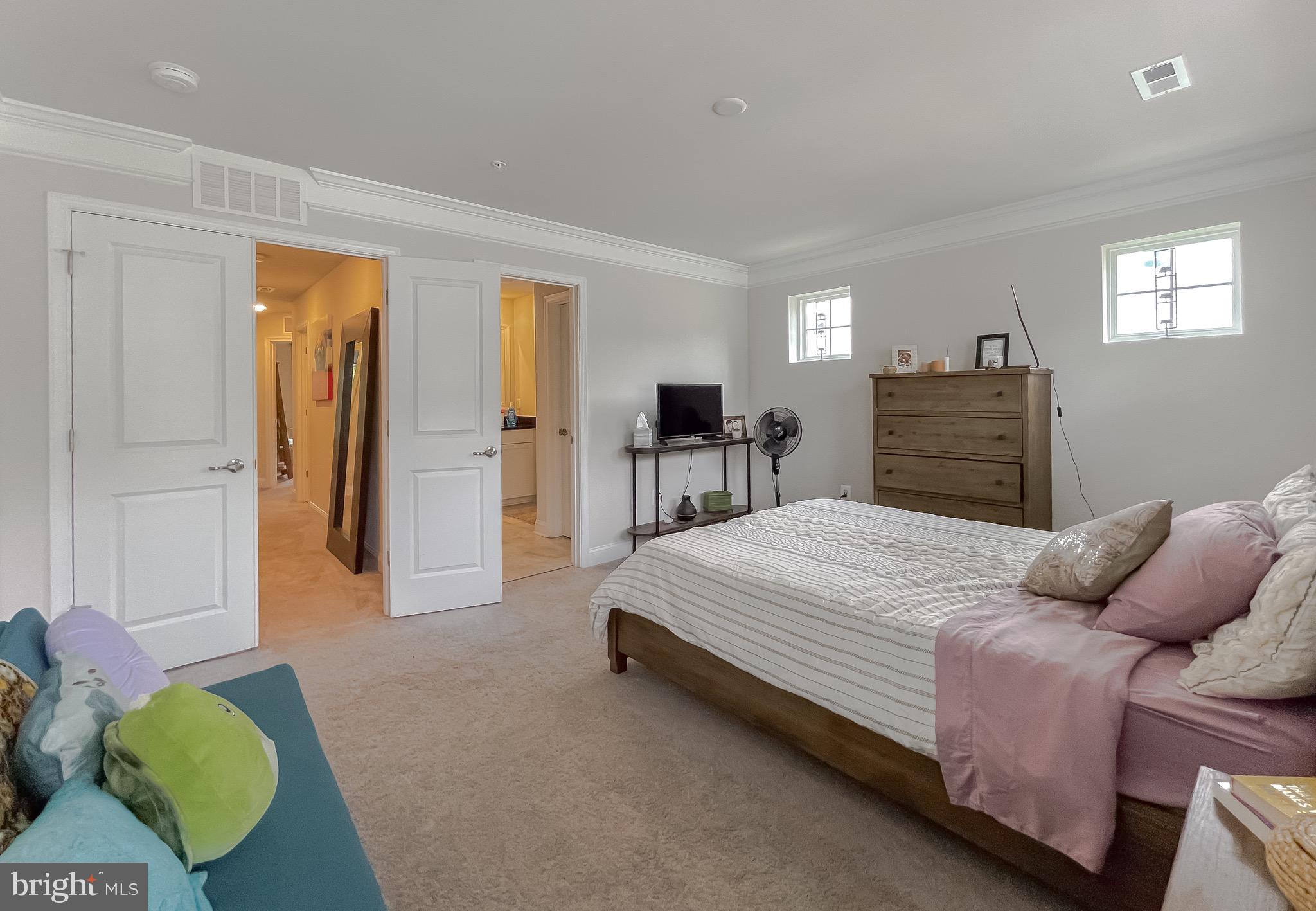 23824 MYRTLE GLEN WAY