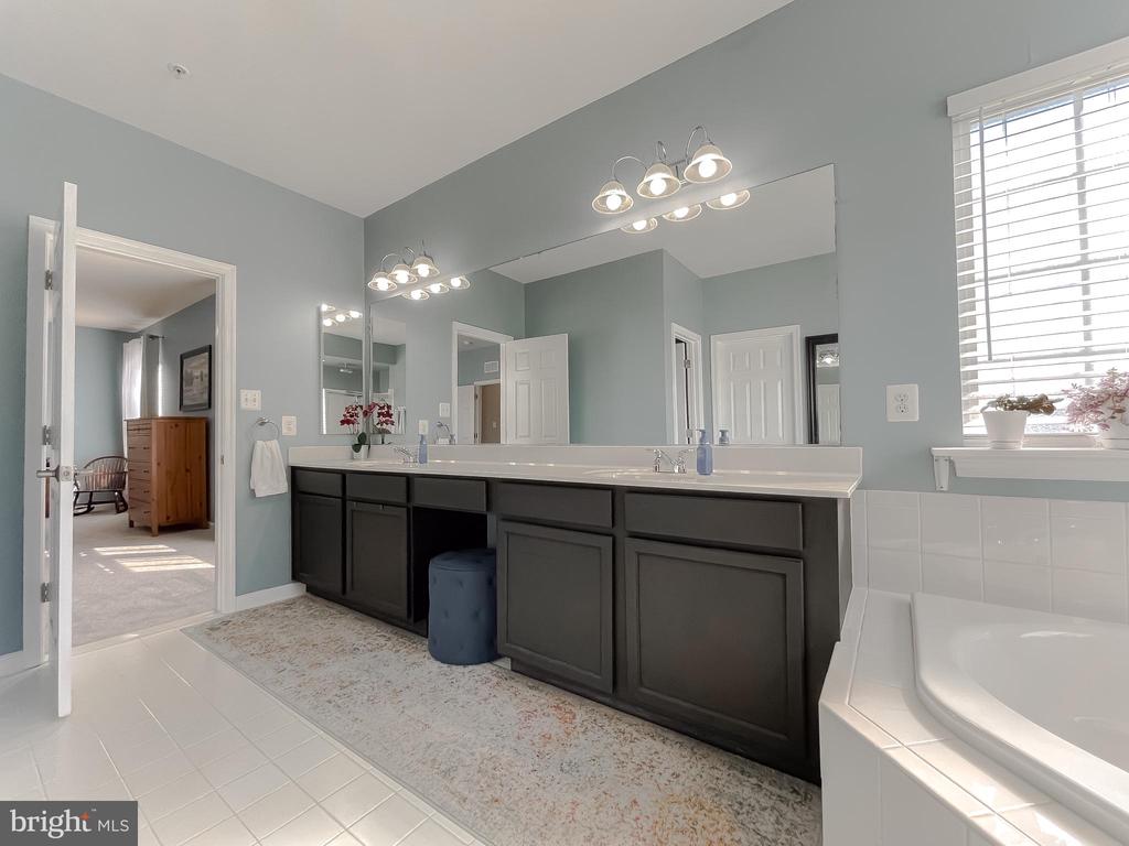 44114 BEAVER CREEK DRIVE