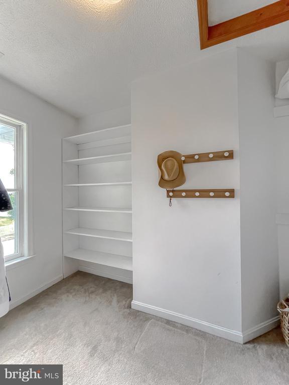 22425 GREENVIEW PARKWAY