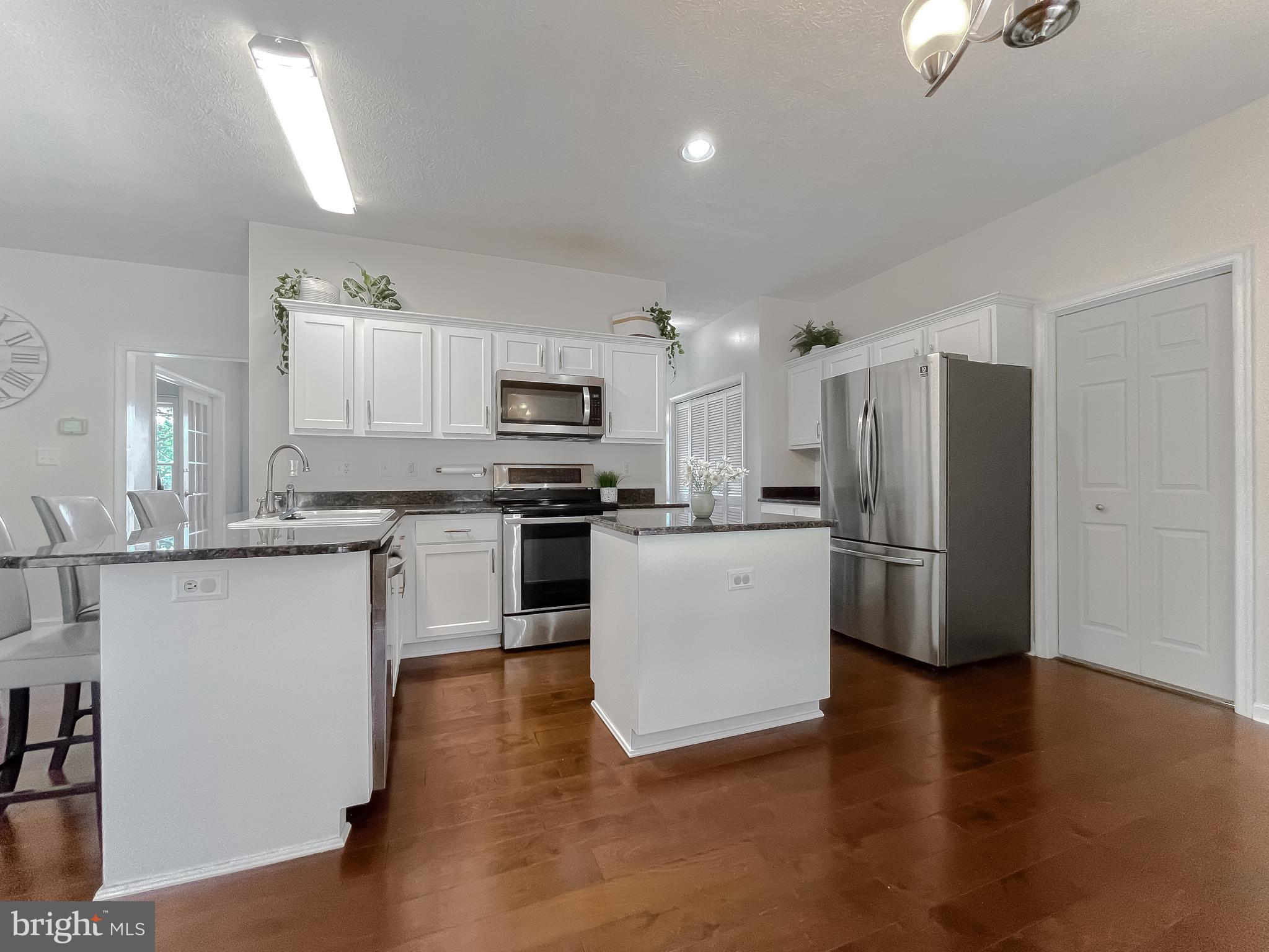 22425 GREENVIEW PARKWAY