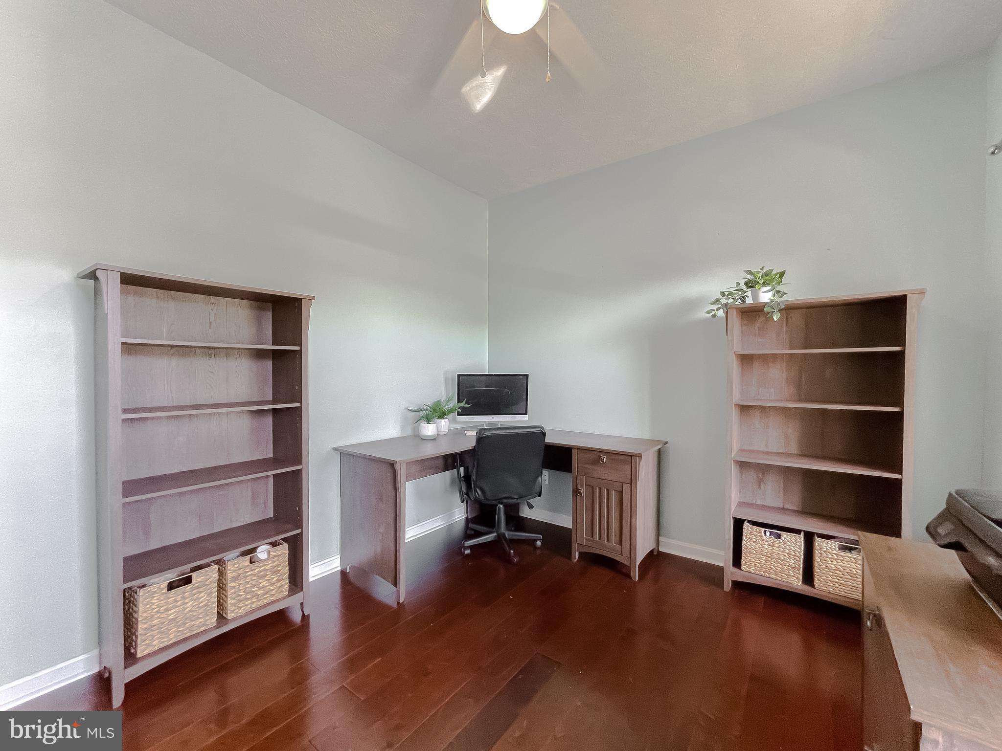 22425 GREENVIEW PARKWAY