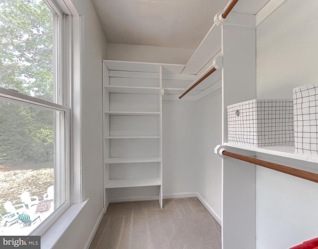 22425 GREENVIEW PARKWAY