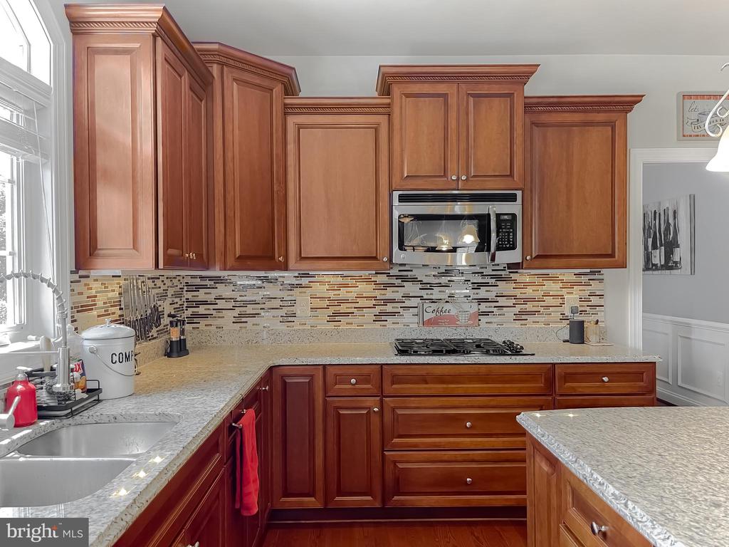24682 BROAD CREEK DRIVE