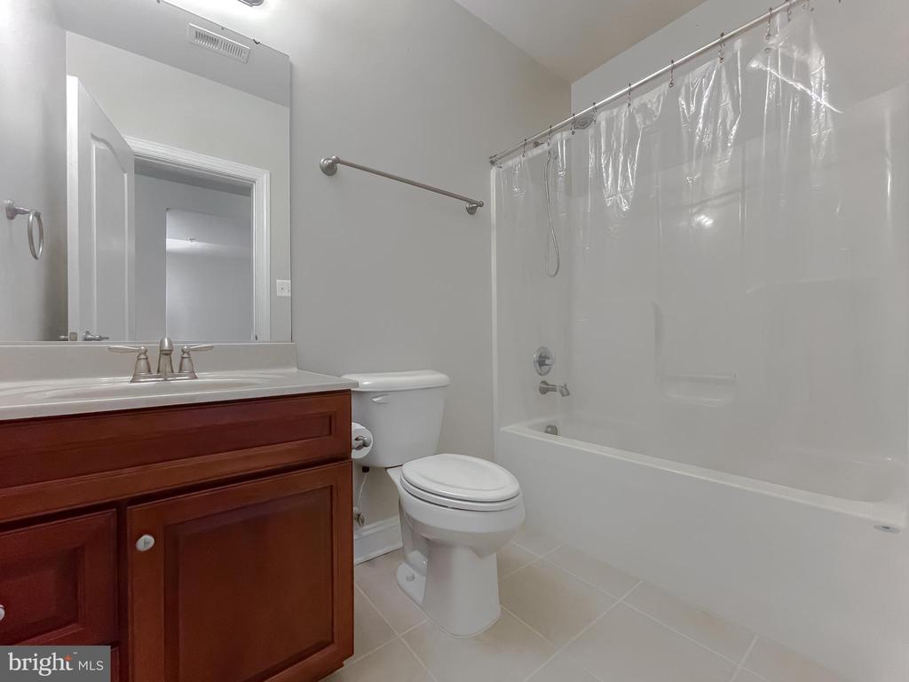 24682 BROAD CREEK DRIVE