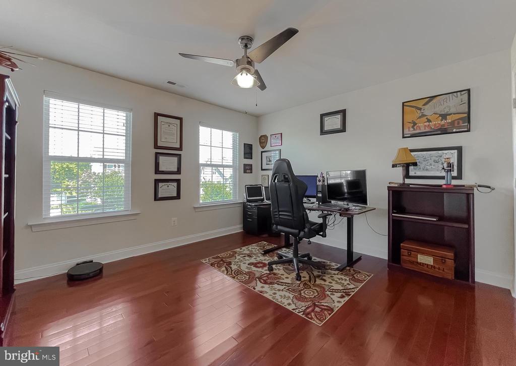 24682 BROAD CREEK DRIVE