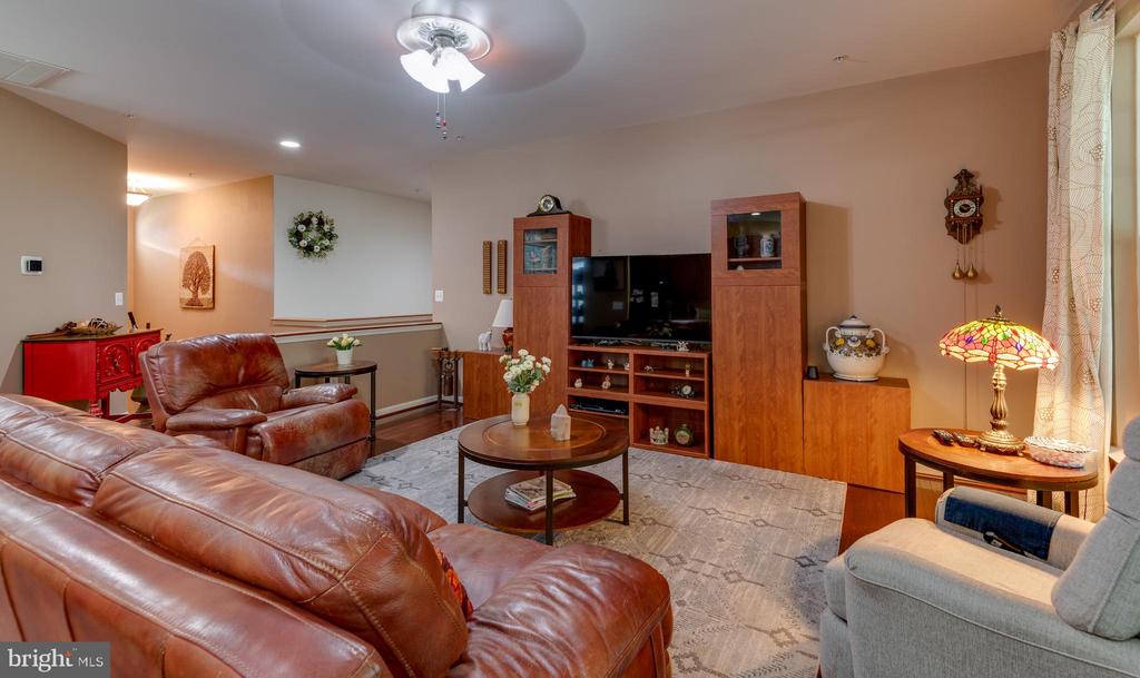 46118 SEABISCUIT COURT