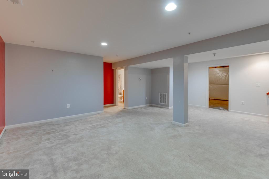 46118 SEABISCUIT COURT