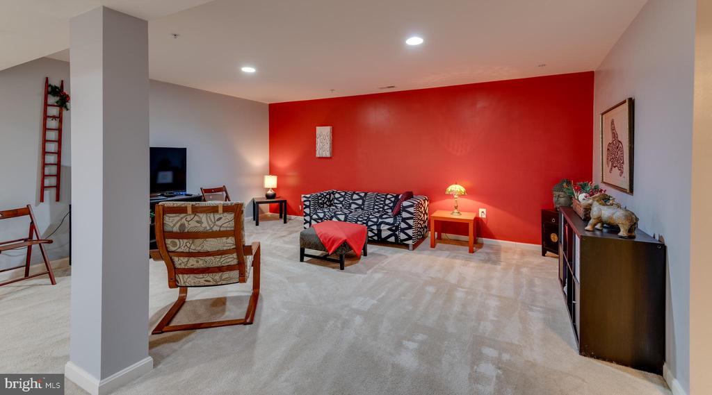 46118 SEABISCUIT COURT