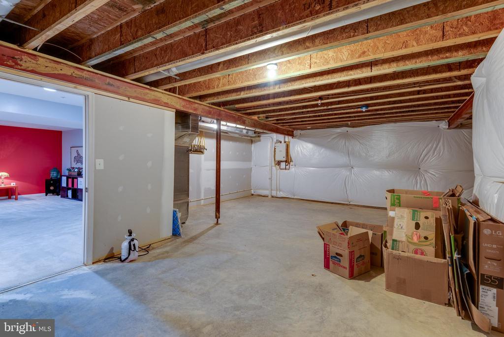 46118 SEABISCUIT COURT