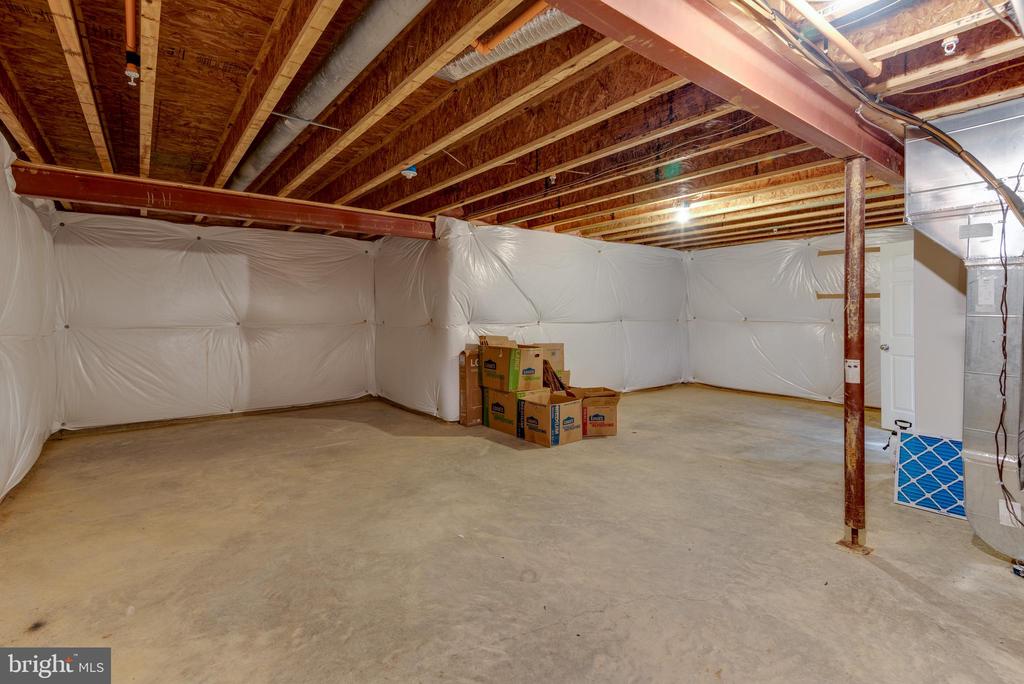46118 SEABISCUIT COURT