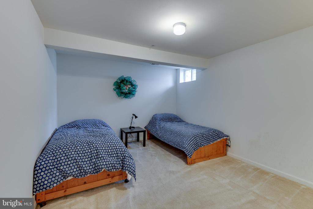 46118 SEABISCUIT COURT