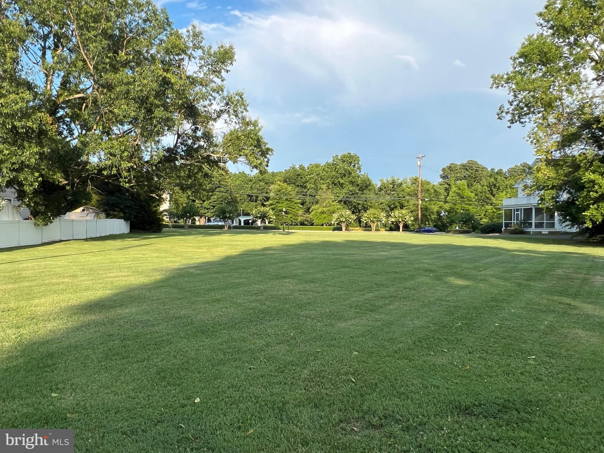 22809 WASHINGTON STREET