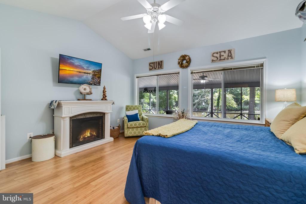 17288 CRAB POT LANE
