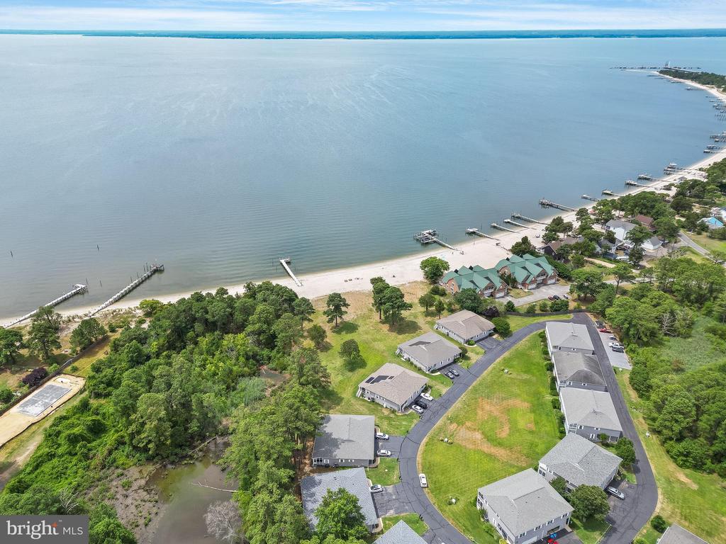 17288 CRAB POT LANE
