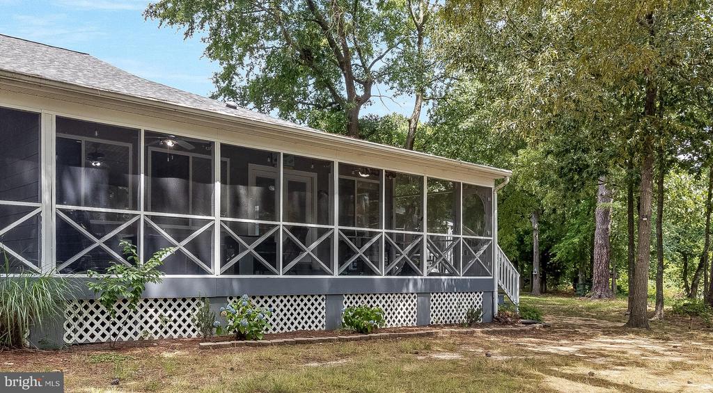 17288 CRAB POT LANE