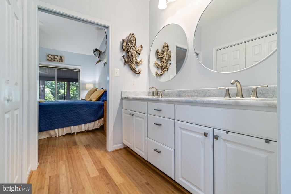 17288 CRAB POT LANE