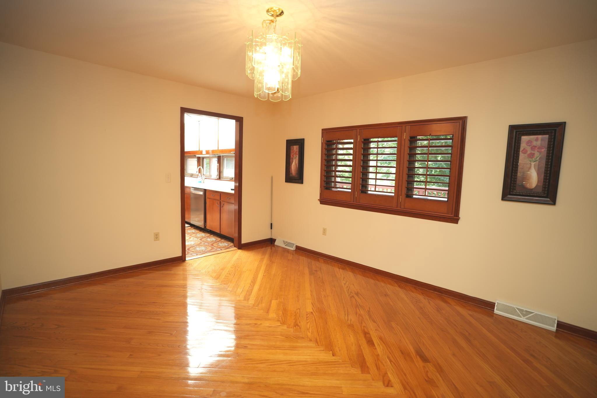 20070 MANOR DRIVE