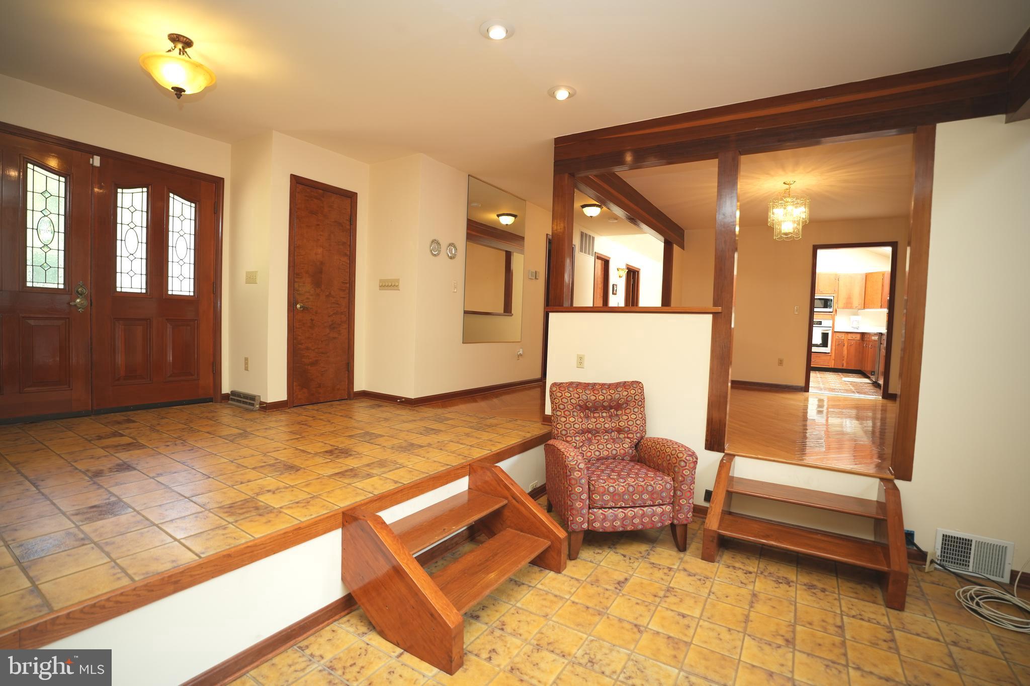 20070 MANOR DRIVE