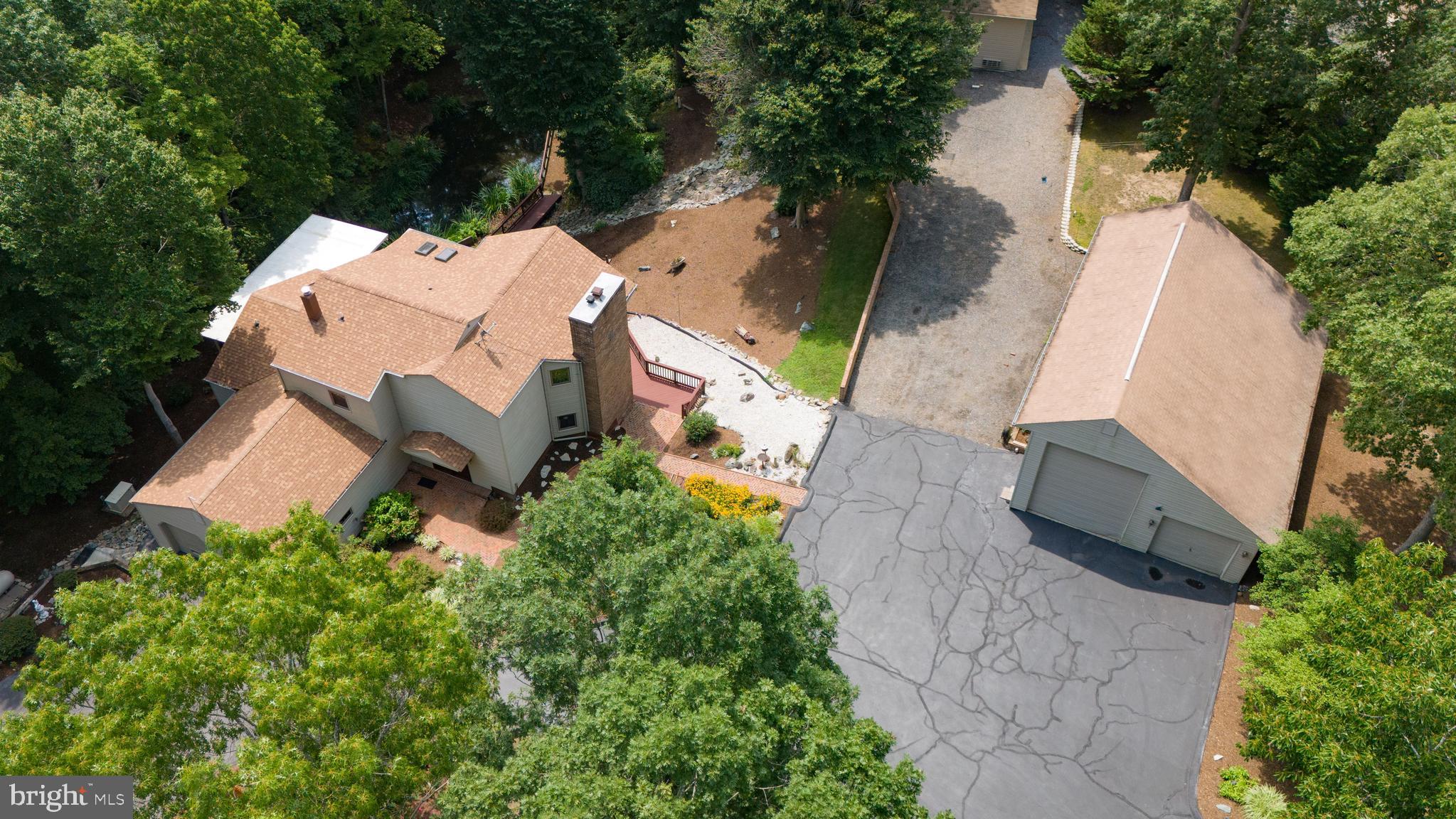 20070 MANOR DRIVE