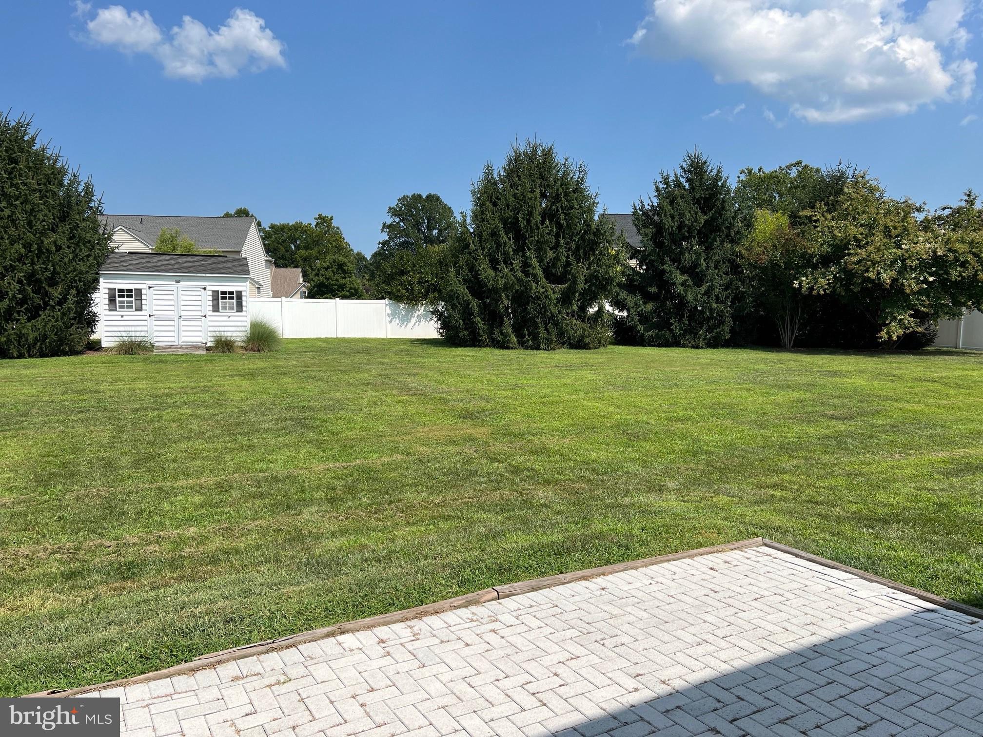 22266 ORCHARD COURT